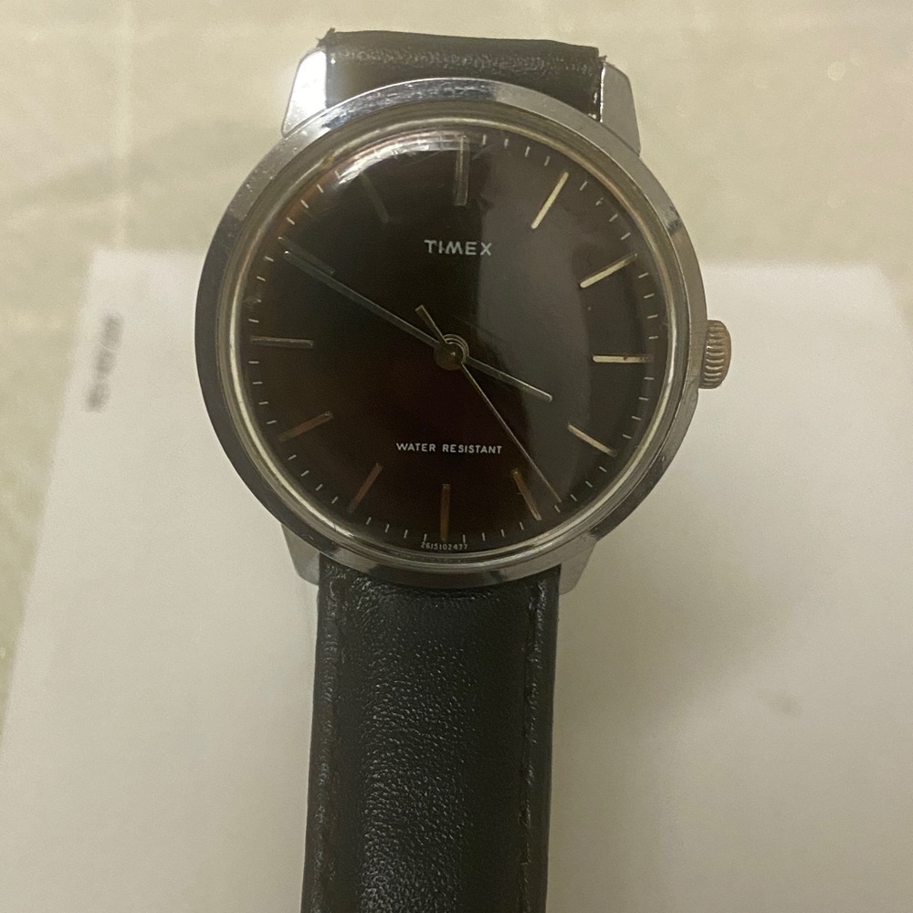 Timex Men's Black Leather Strap Watch - Picture 3 of 5